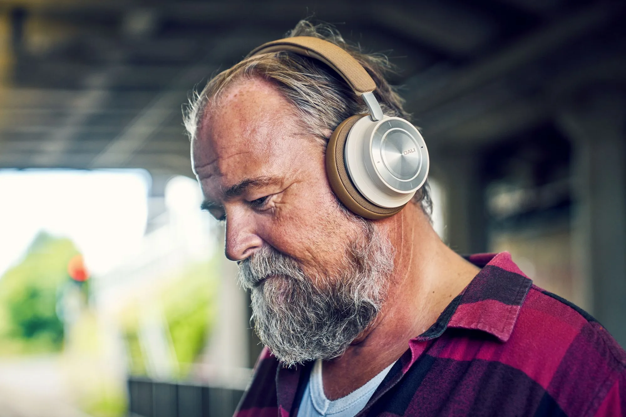 Dali IO-8 Blanc & Caramel Casques Bluetooth