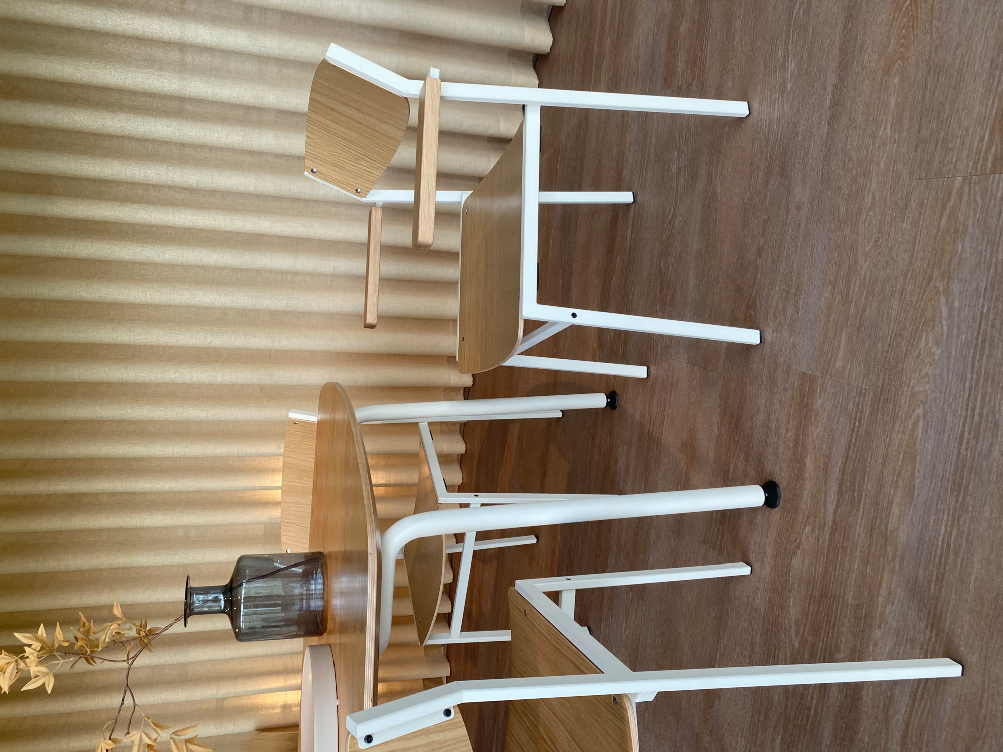 Dining 50 MA Hout - Frame RAL1013 Pearl White - Eiken Fineer Zwart + arms Eiken Fineer Zwart