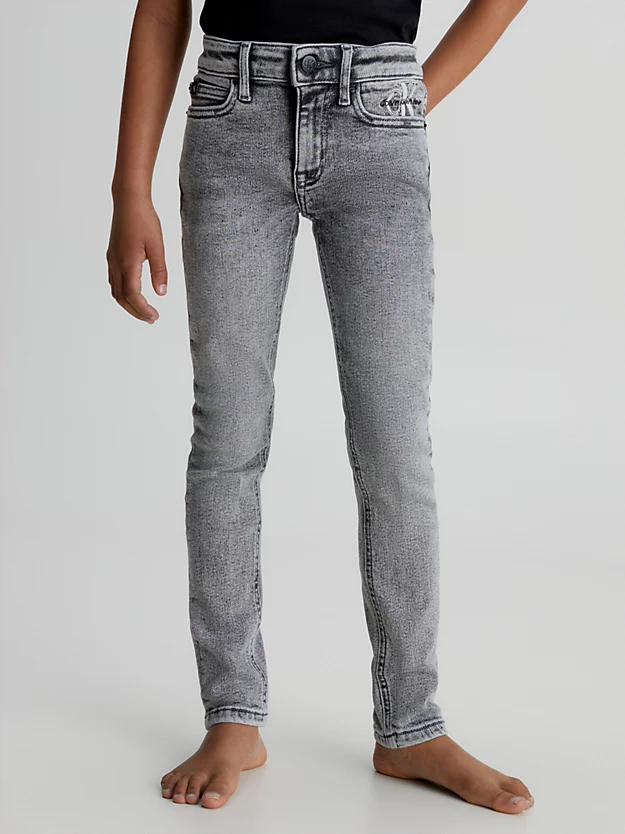 Calça jeans skinny de cintura média