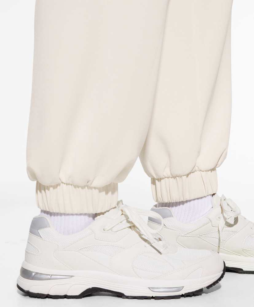 Calça jogger em modal macio ao toque