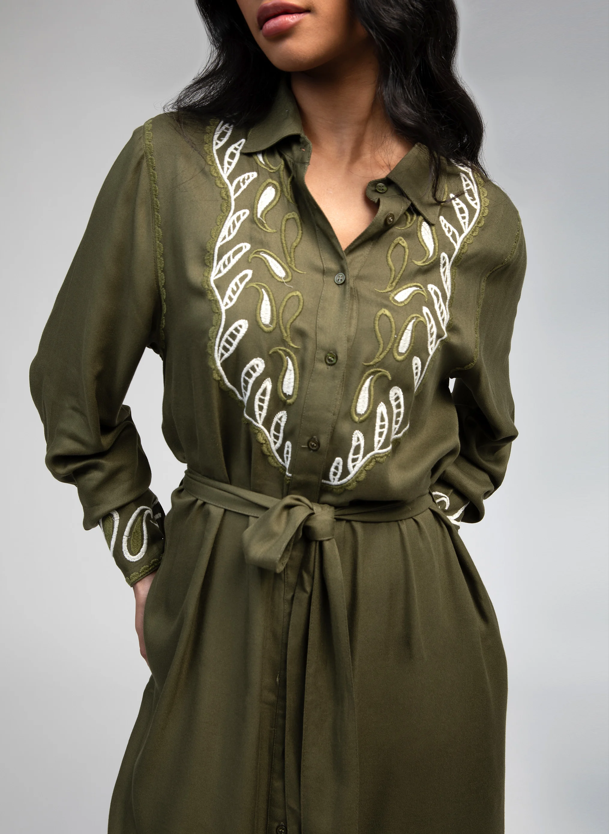 ORIANY - Robe longue brodée | Vert