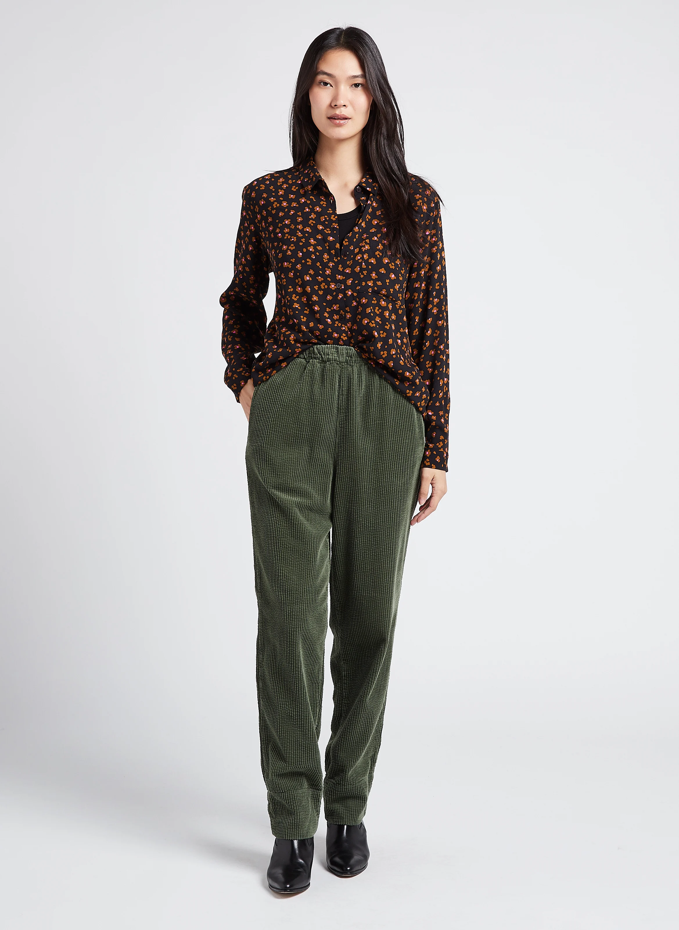 SAPHIR - Pantalon droit en velours côtelé | Vert