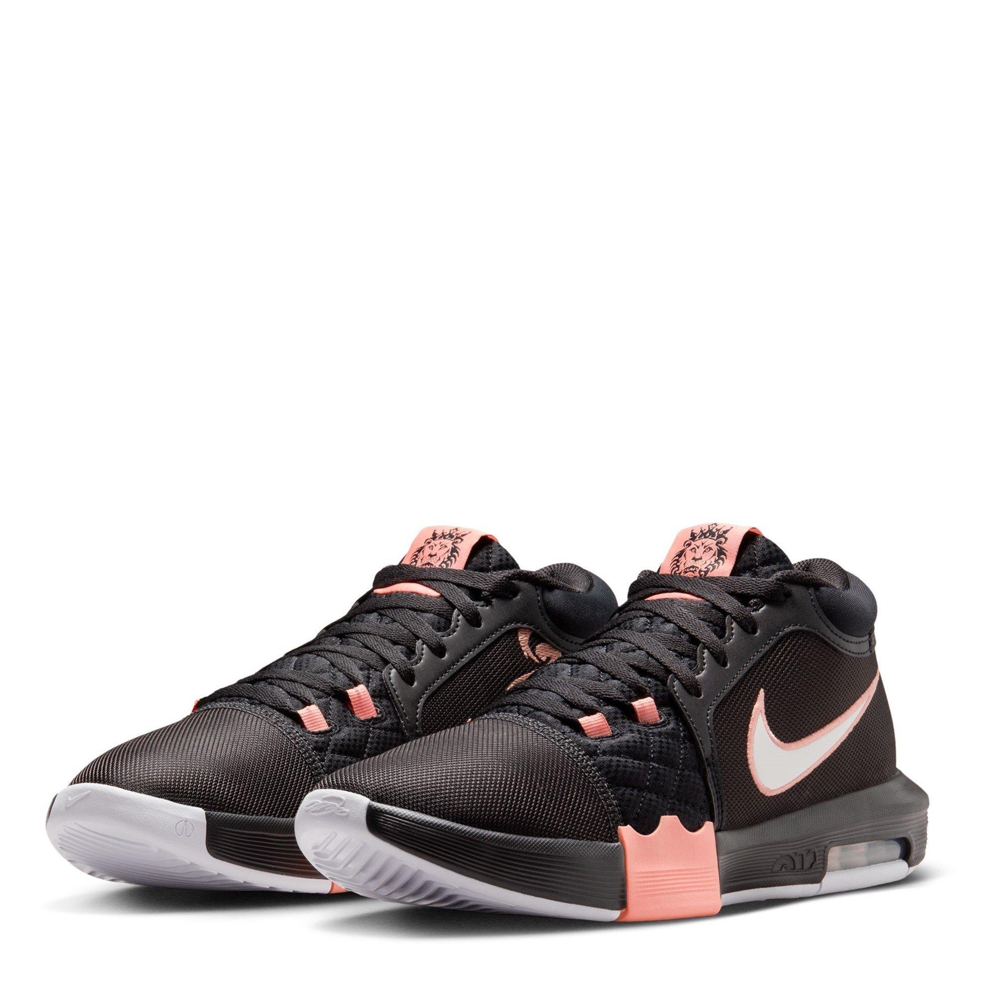 Nike LeBron Witness VIII Basketball Shoes