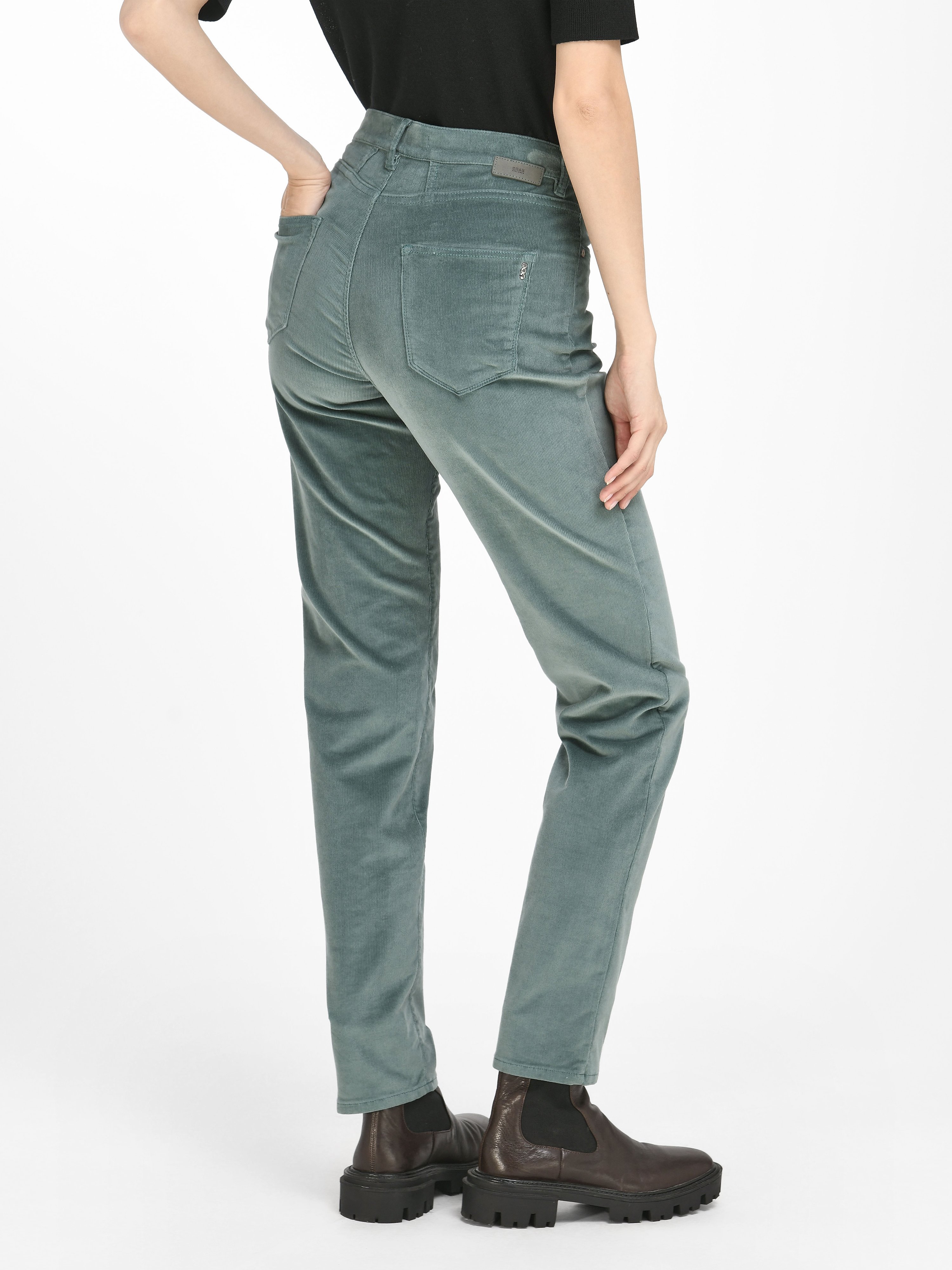 Feminine Fit-Feincord-Hose Modell Carola
