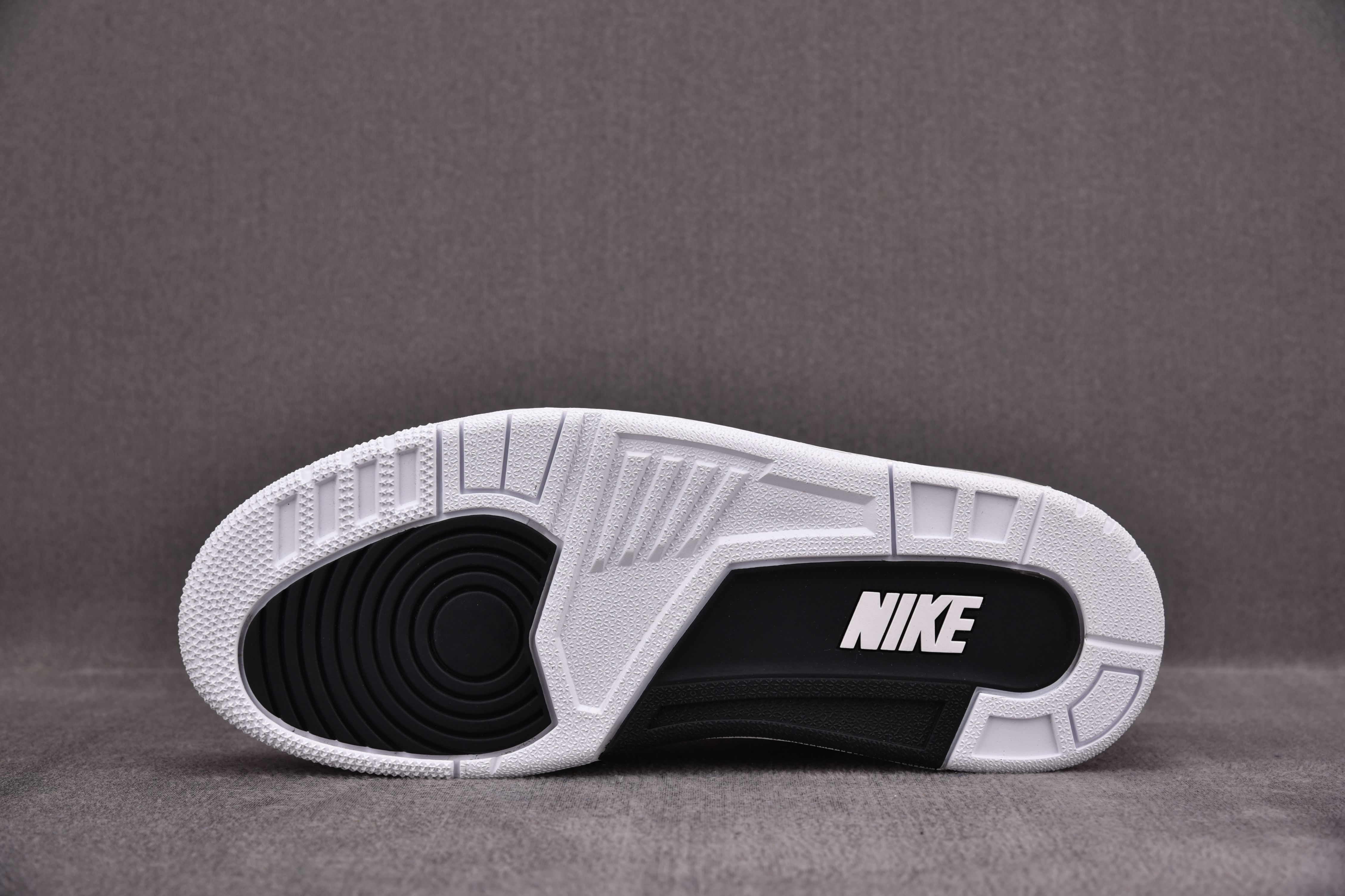Jordan 3 Fragment