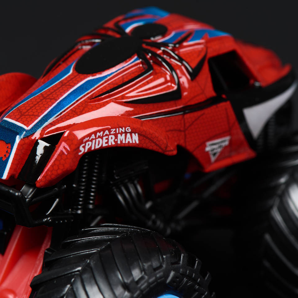 Monster Jam Marvel Venom vs Spider-Man monstertruckset - 1:16