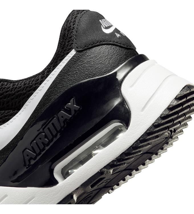 Nike Men Air Max SYSTM Sneakers