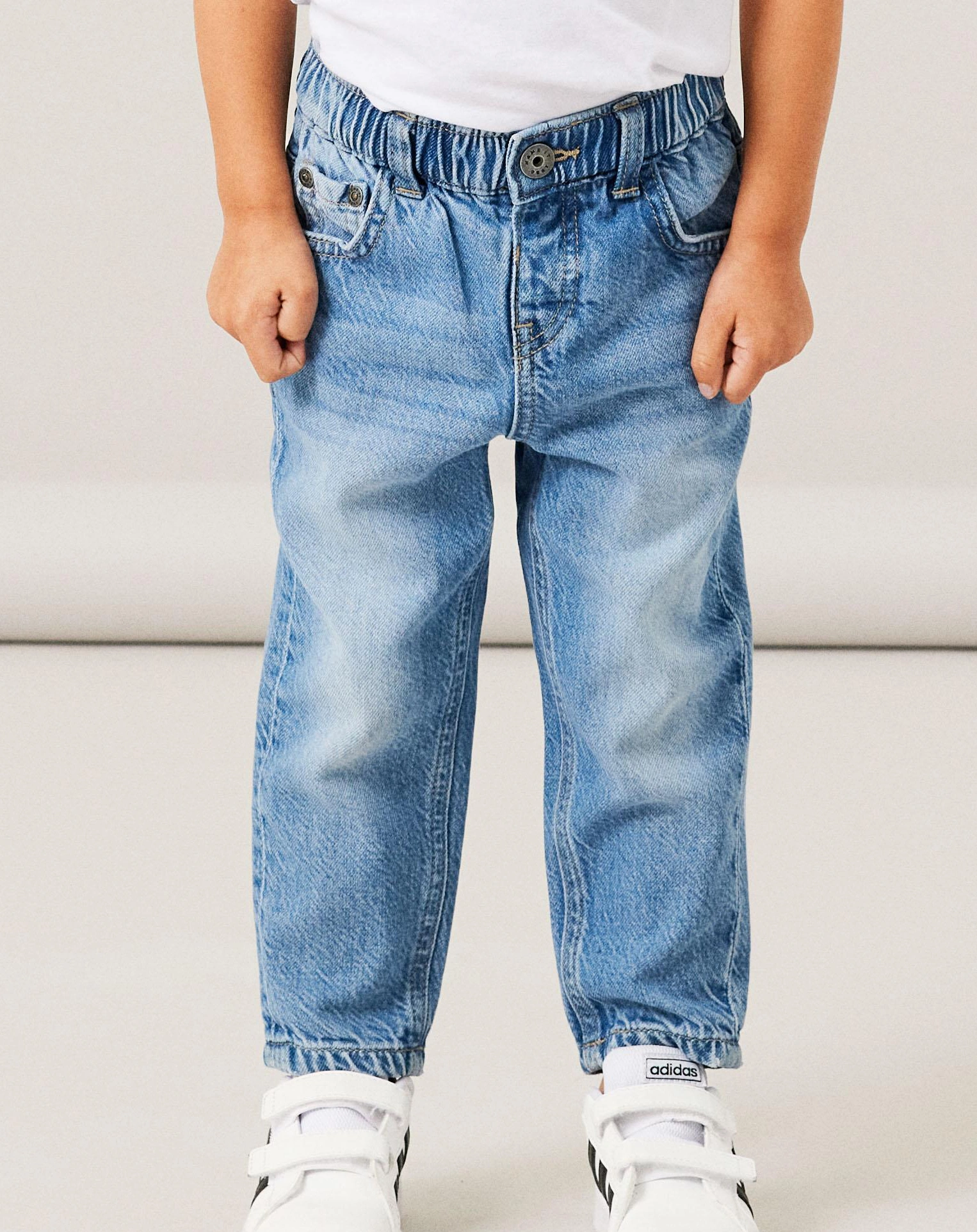 Jeanshose NMNSYDNEY TAPERED in medium blue
