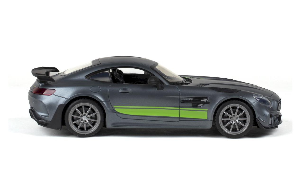 Auto Mercedes-AMG GT R Pro mit Licht, Grau, 1:16Ferngesteuerter Sportwagen mit Licht für Kinder ab 6 Jahren
