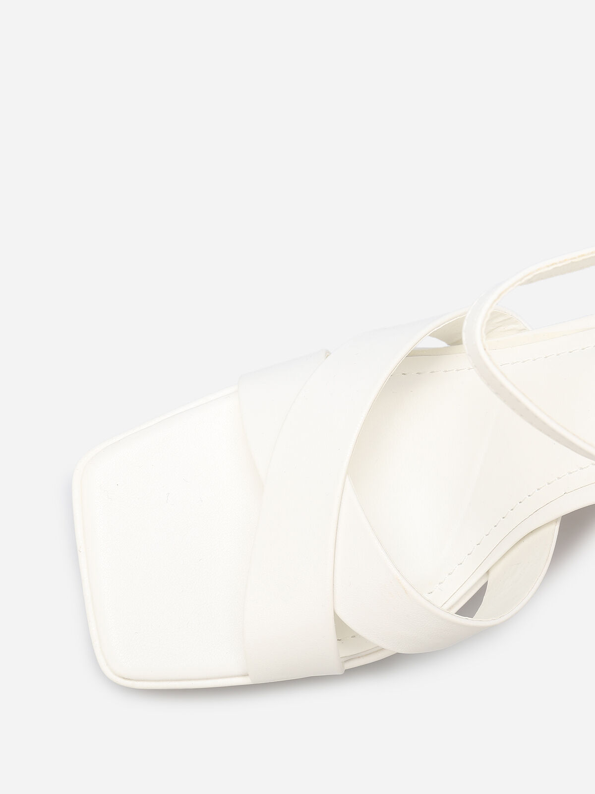Sandales à plateforme avec brides croisées- Blanc