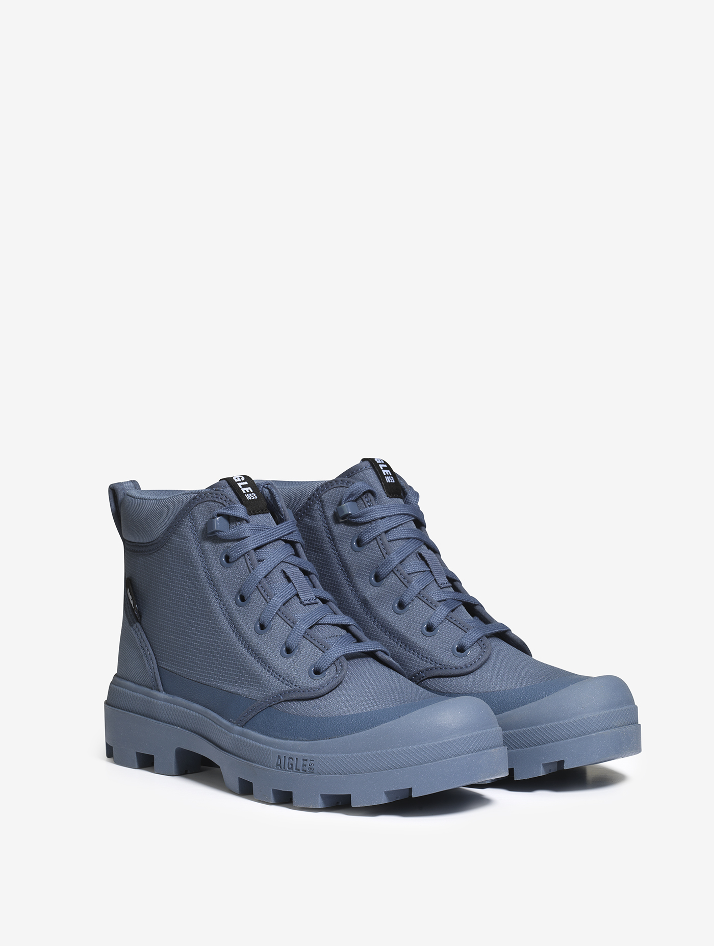 L'iconique chaussure de marche Aigle en polyester recyclé MARAIS
