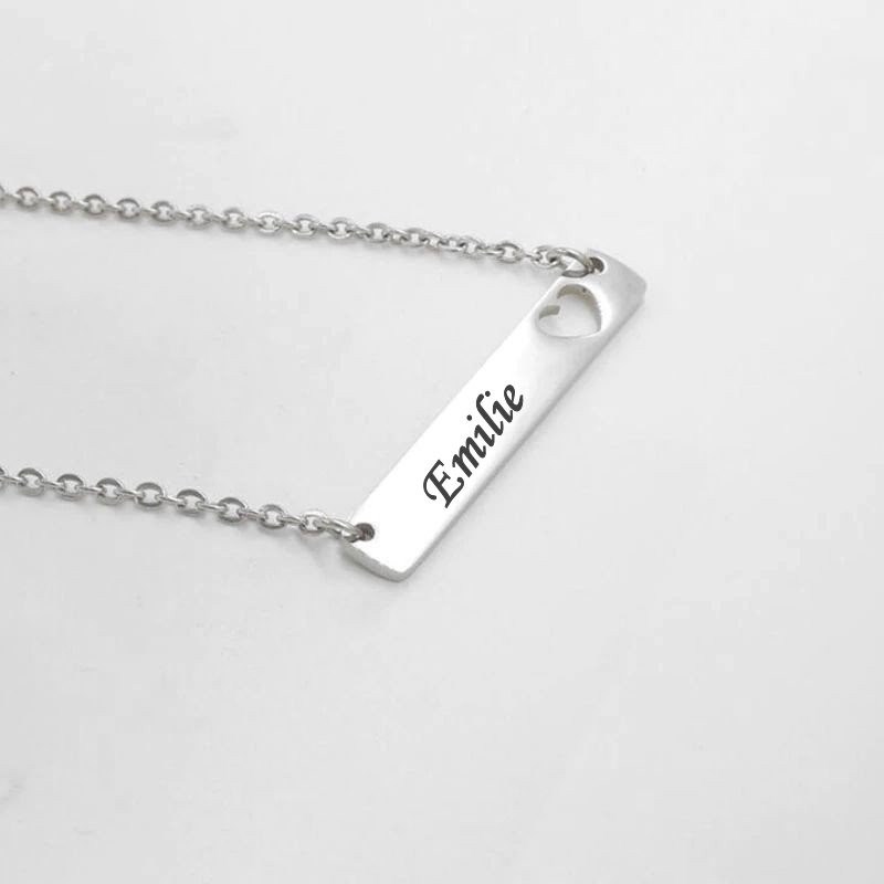 Collier coeur plaque ajourée gravure personnalisée prénom acier inoxydable poli