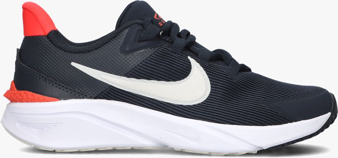 NIKE zwarte nike lage sneakers star runner 4 nn (gs)