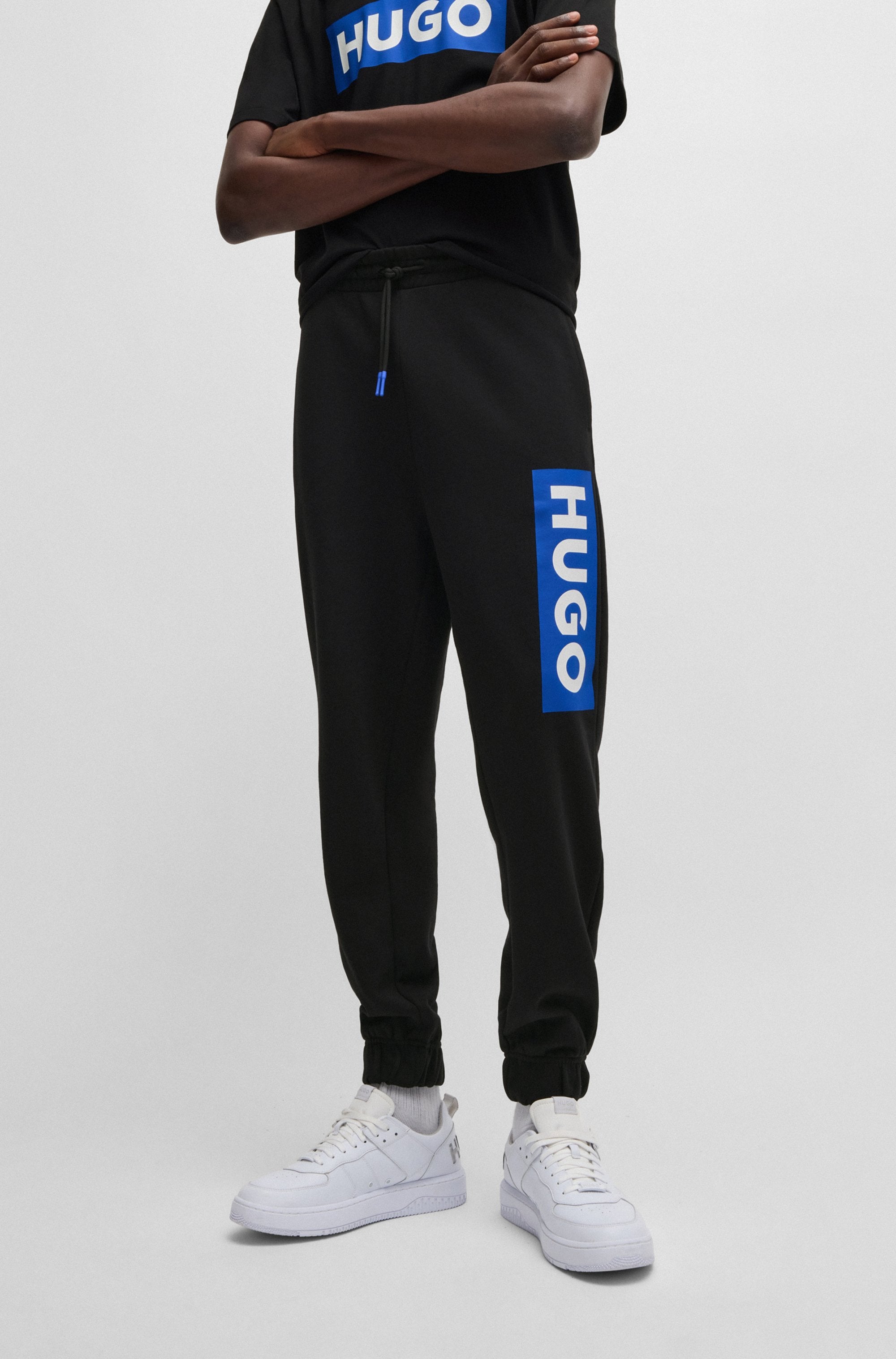 HUGO Blue Jogginghose »Nuram«  mit grossem Logo-Print