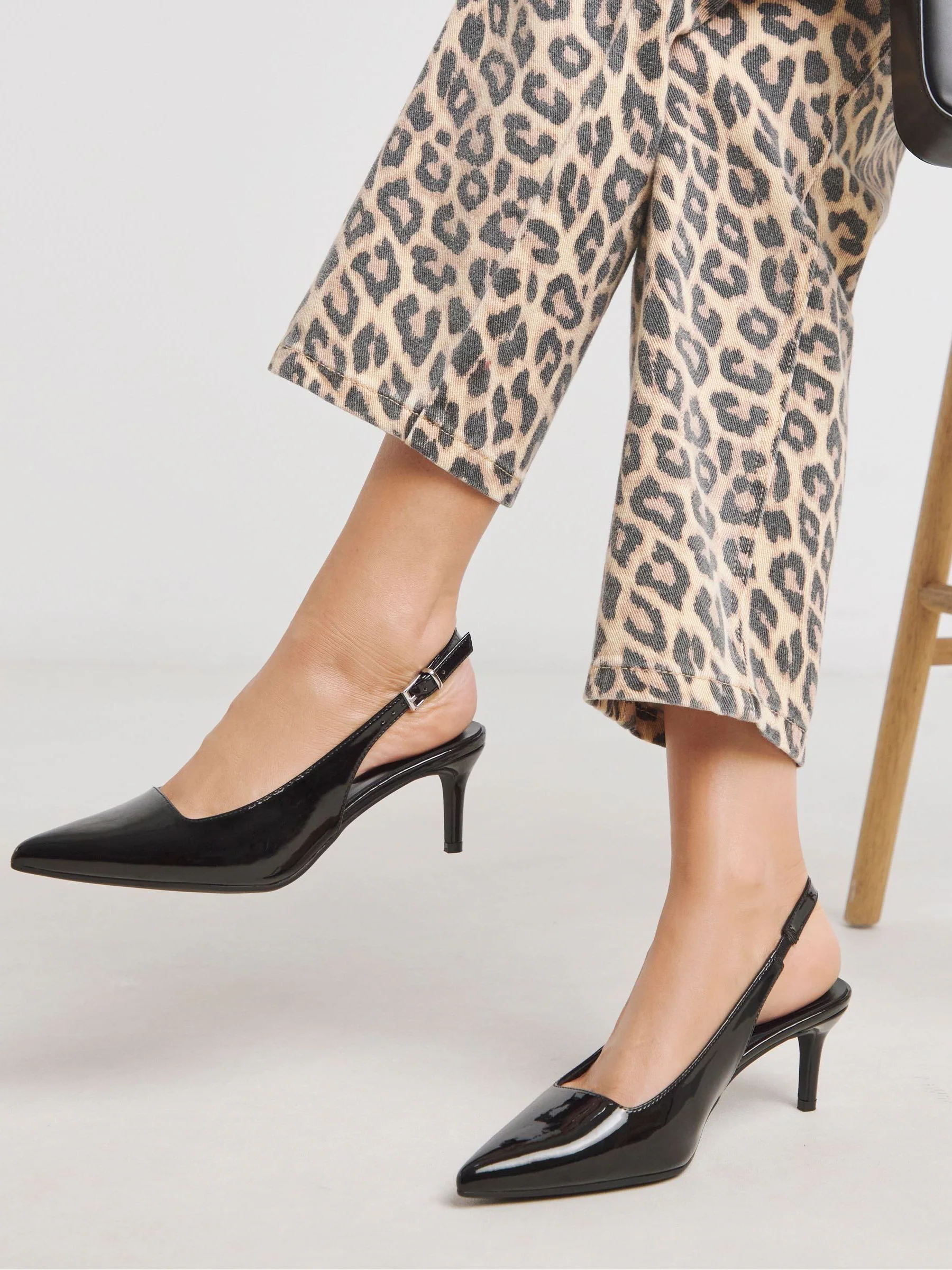 Zwart - Simply Be Slingback Court Shoes