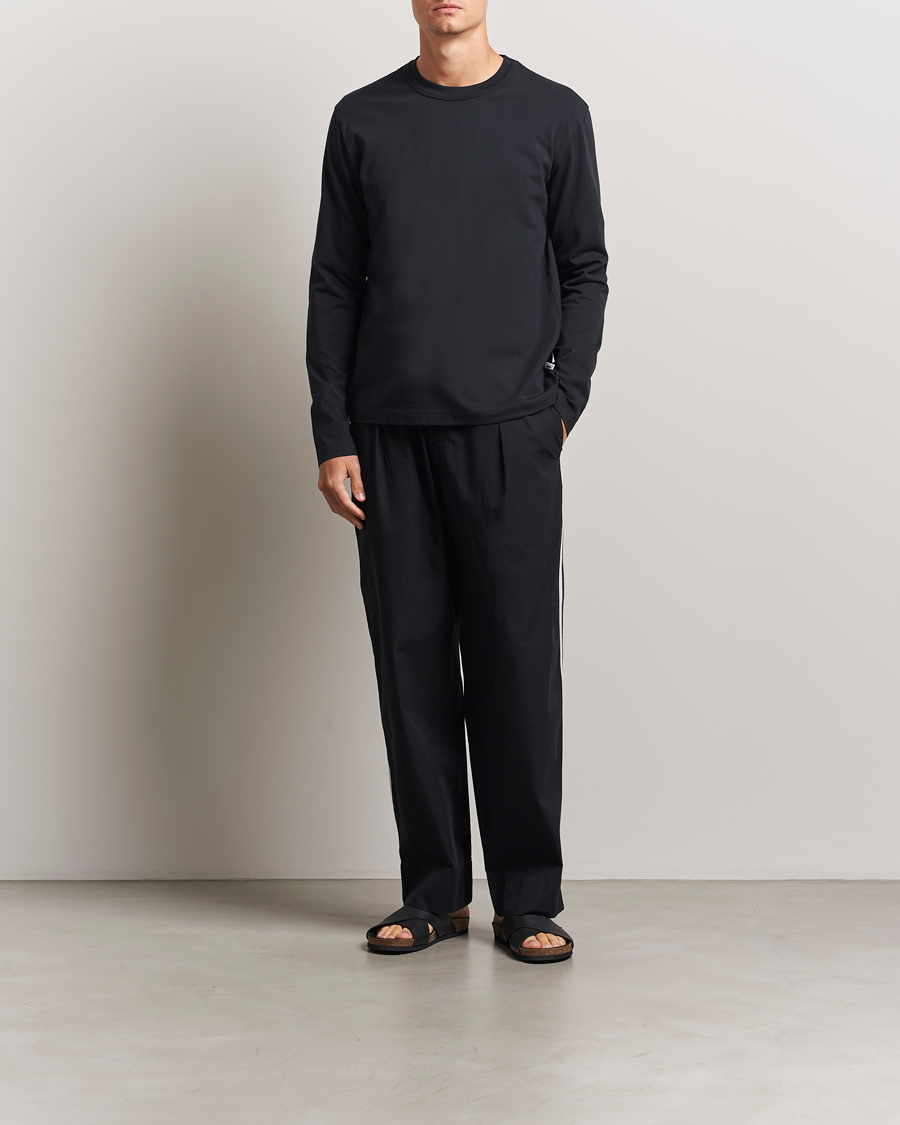 Tekla Organic Cotton Long Sleeve T-Shirt Black