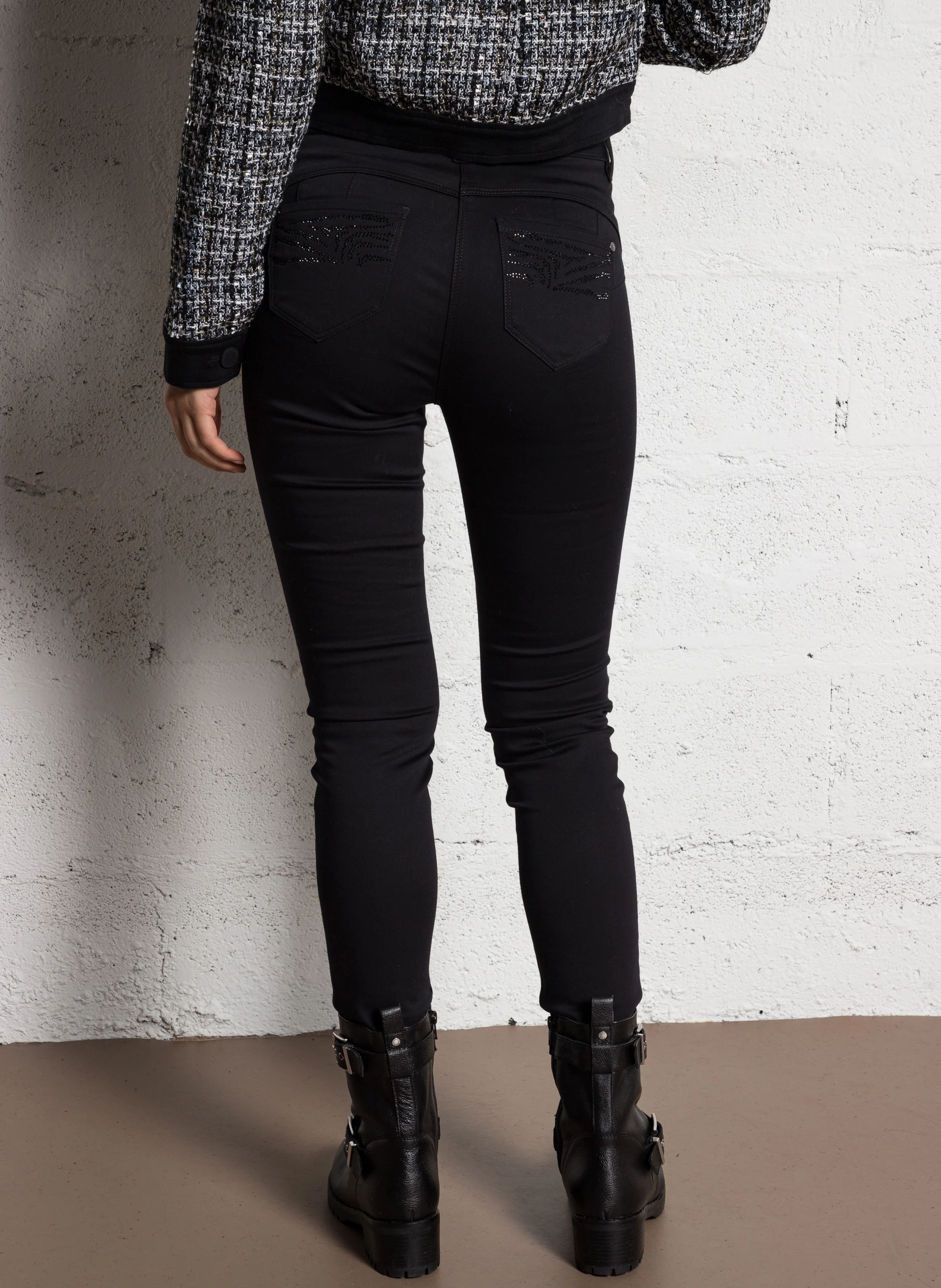 PZERI - Jean skinny à détails strass | Noir