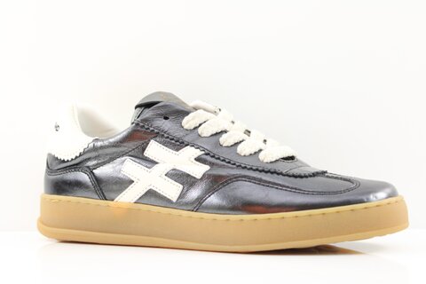 Another Trend S.L. Sneaker