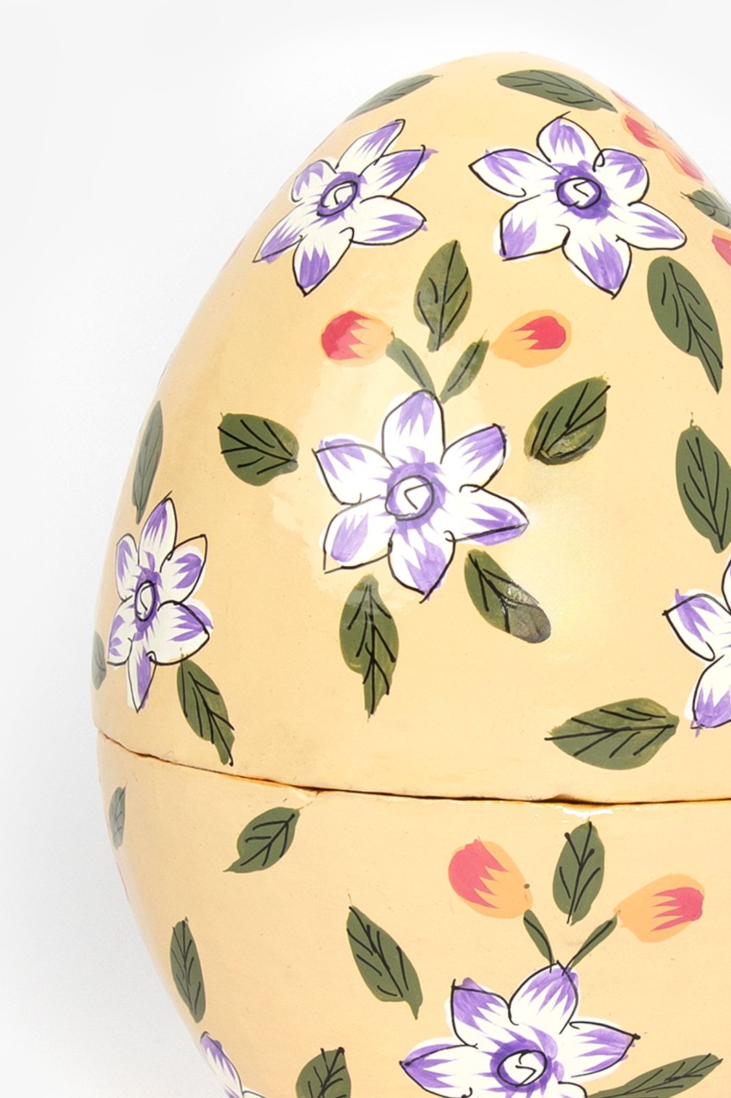 Geel papier maché paasei doosje met bloemenprint