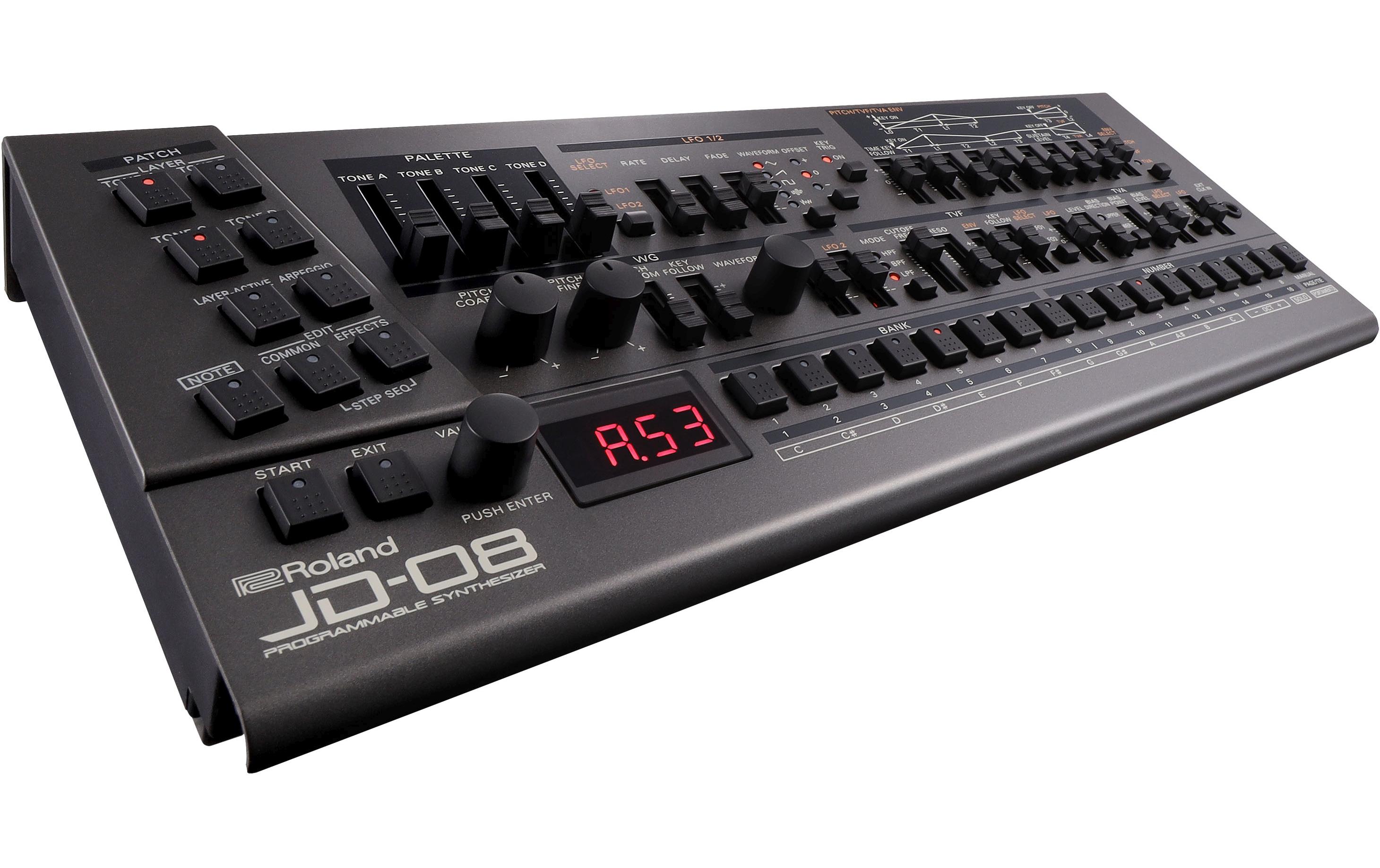 Synthesizer JD-08<br>Moderne Wellenformen des JD-800 mit fortschrittlicher Modelling-Technologie
