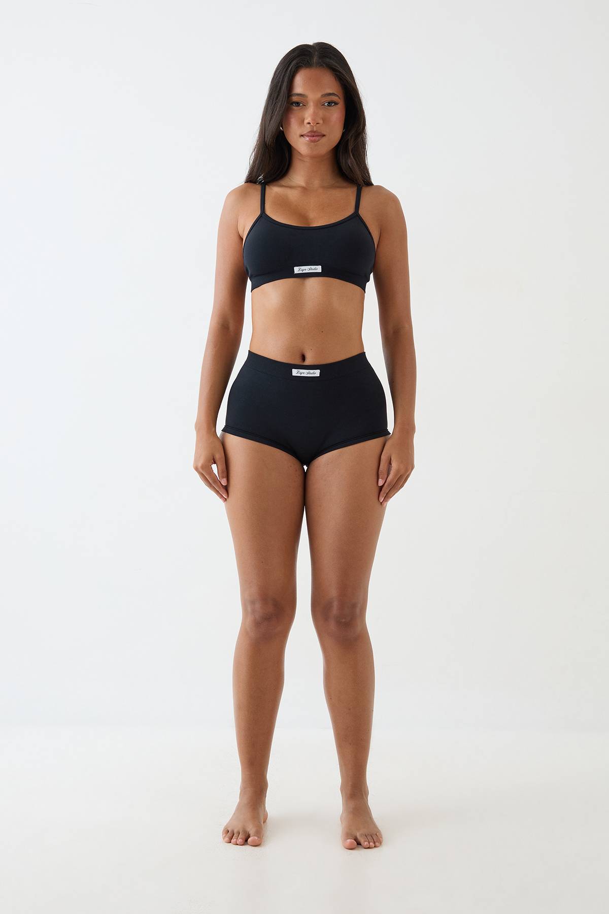 Ensemble De Lingerie Bralette À Encolure Arrondie Et Short Sans Coutures Dsgn Studio