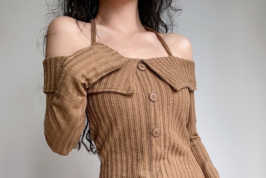 BERAN STUDIO - Lange mouw off-shoulder effen mini gebreide manteljurk