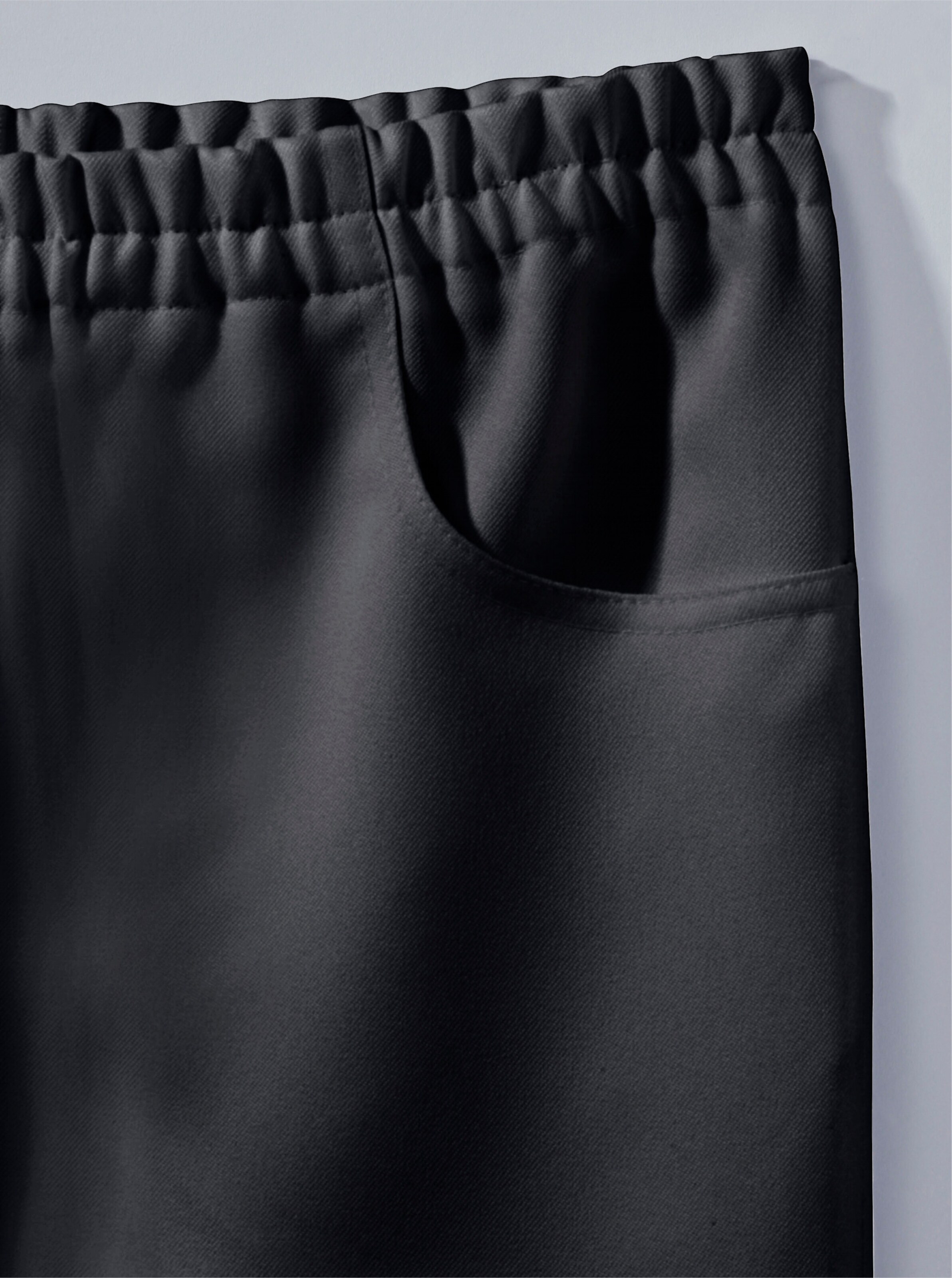 Caprihose mit Bügelfalte