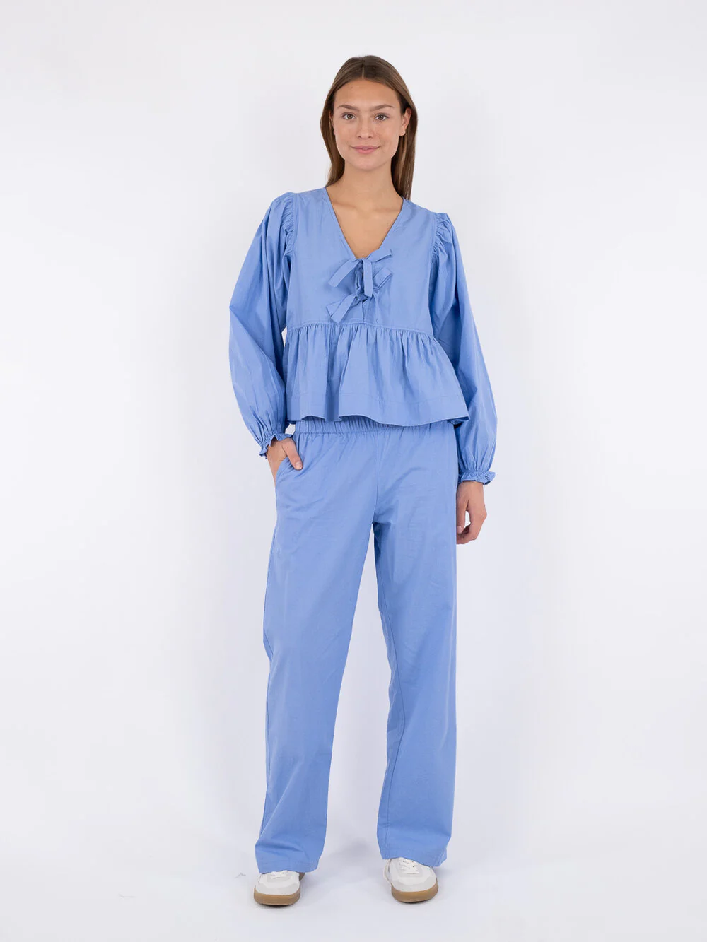 Neo Noir  Bessie C Poplin bluse - lyseblå