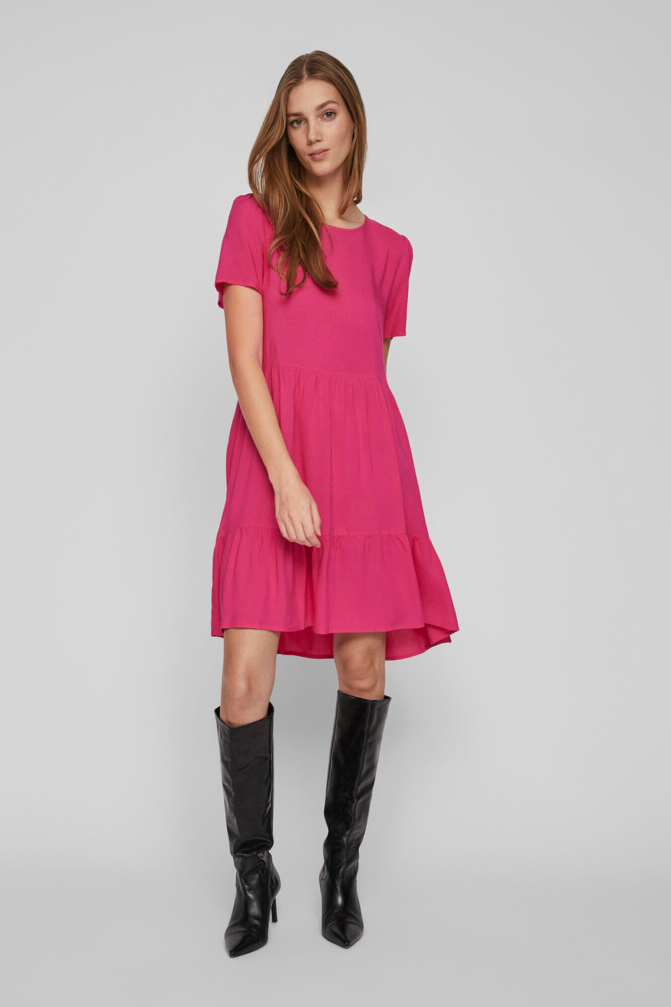 Vestido curto com volante - Rosa