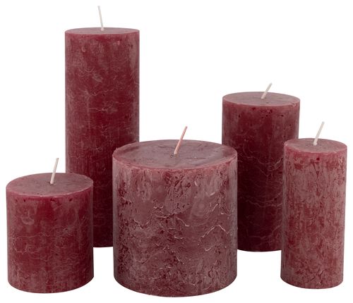 bougies rustiques rouge foncé