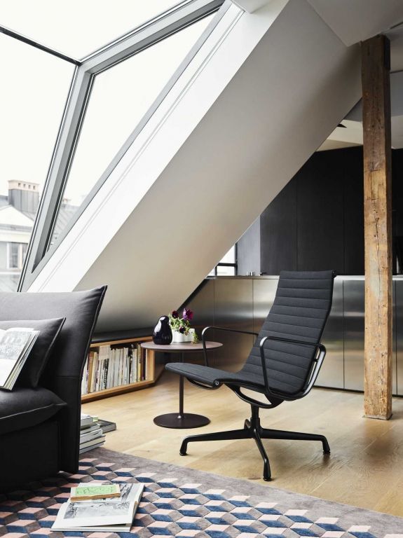 Vitra Occasional Low bijzettafel 35 massief naturel eiken