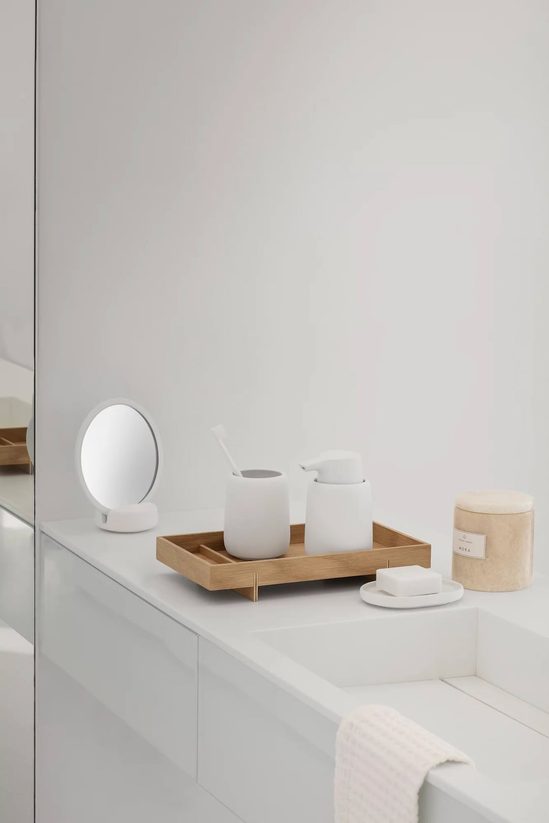 blomus Marmor Duftkerze FRABLE8cm beige / Moonbeam