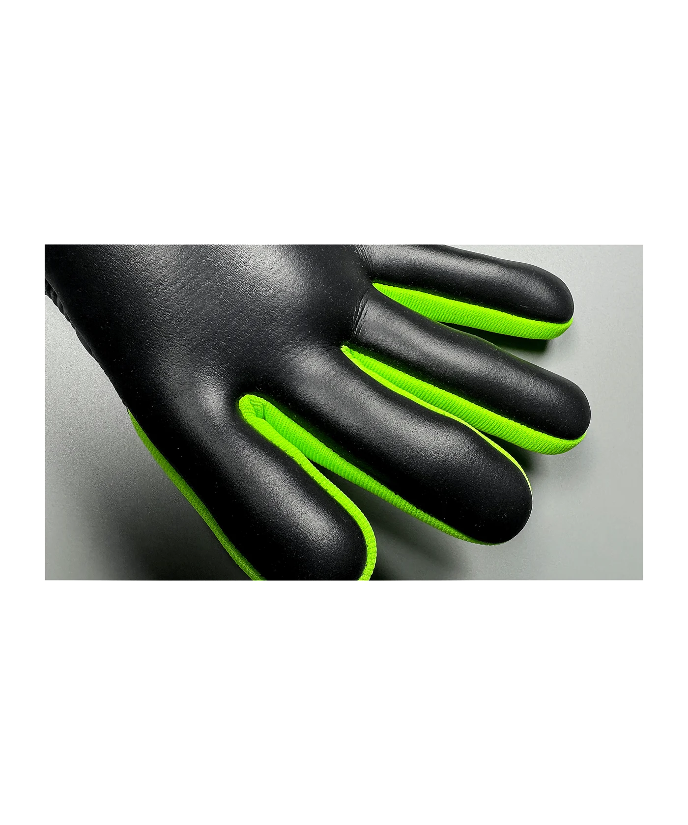 KEEPERsport Varan8 Zone NC Demon Torwarthandschuhe Schwarz