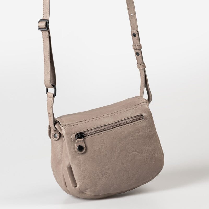 Aunts & Uncles Grandma's Luxury Club Mrs.Coconut Vintage Khaki