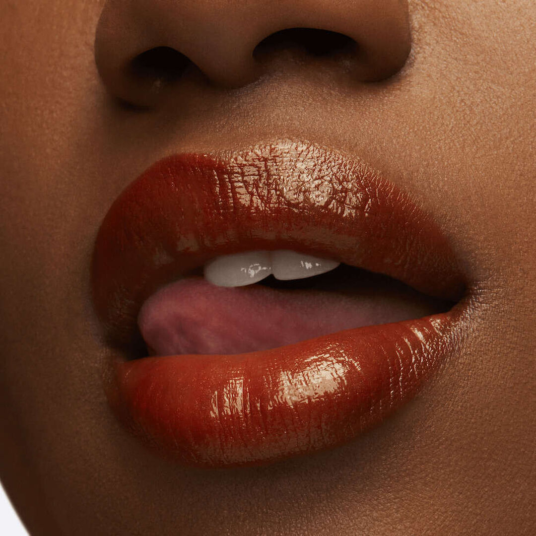 MAC LUSTREGLASS SHEER-SHINE LIPSTICK
