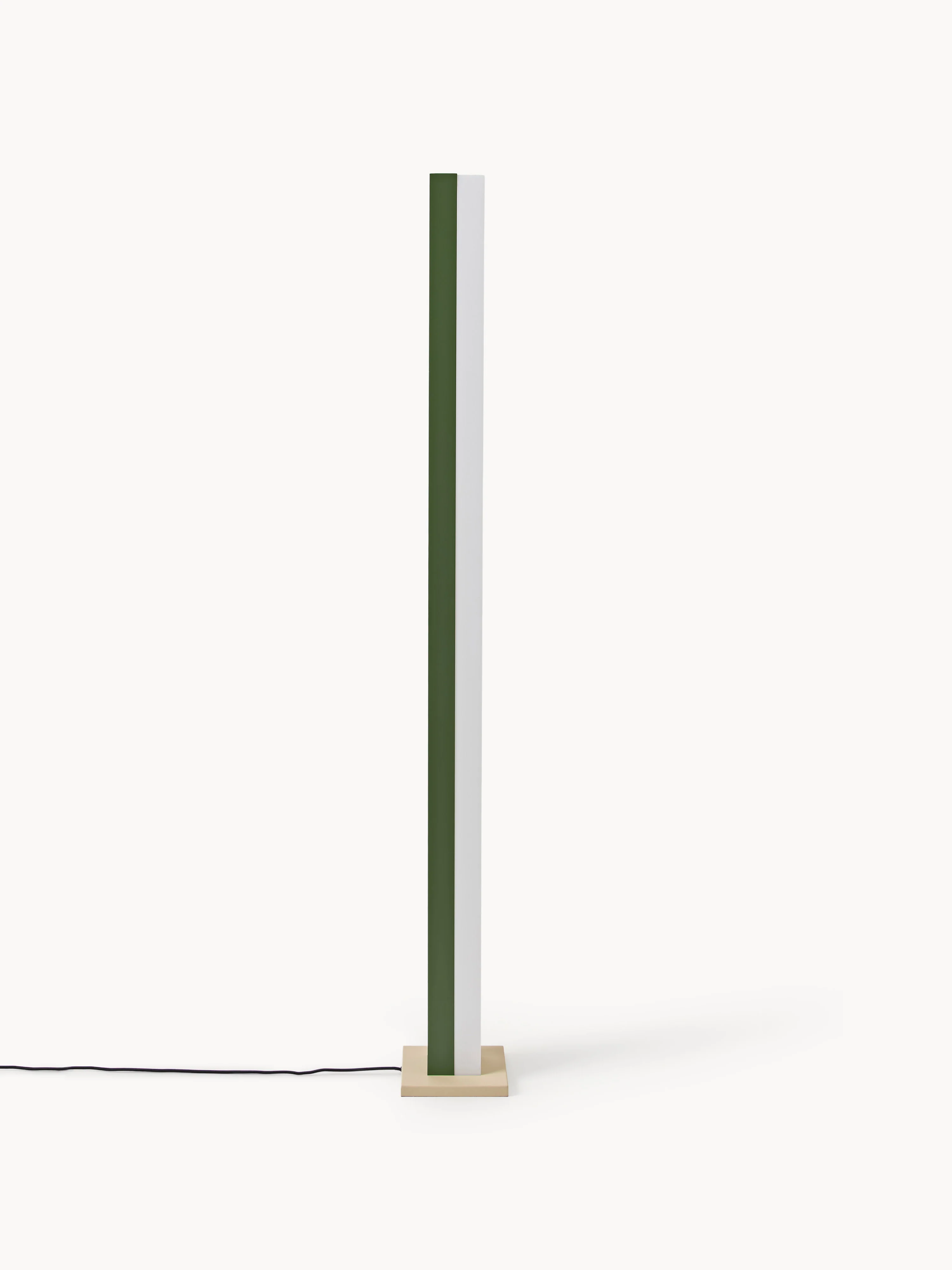 Dimbare LED vloerlamp Naika