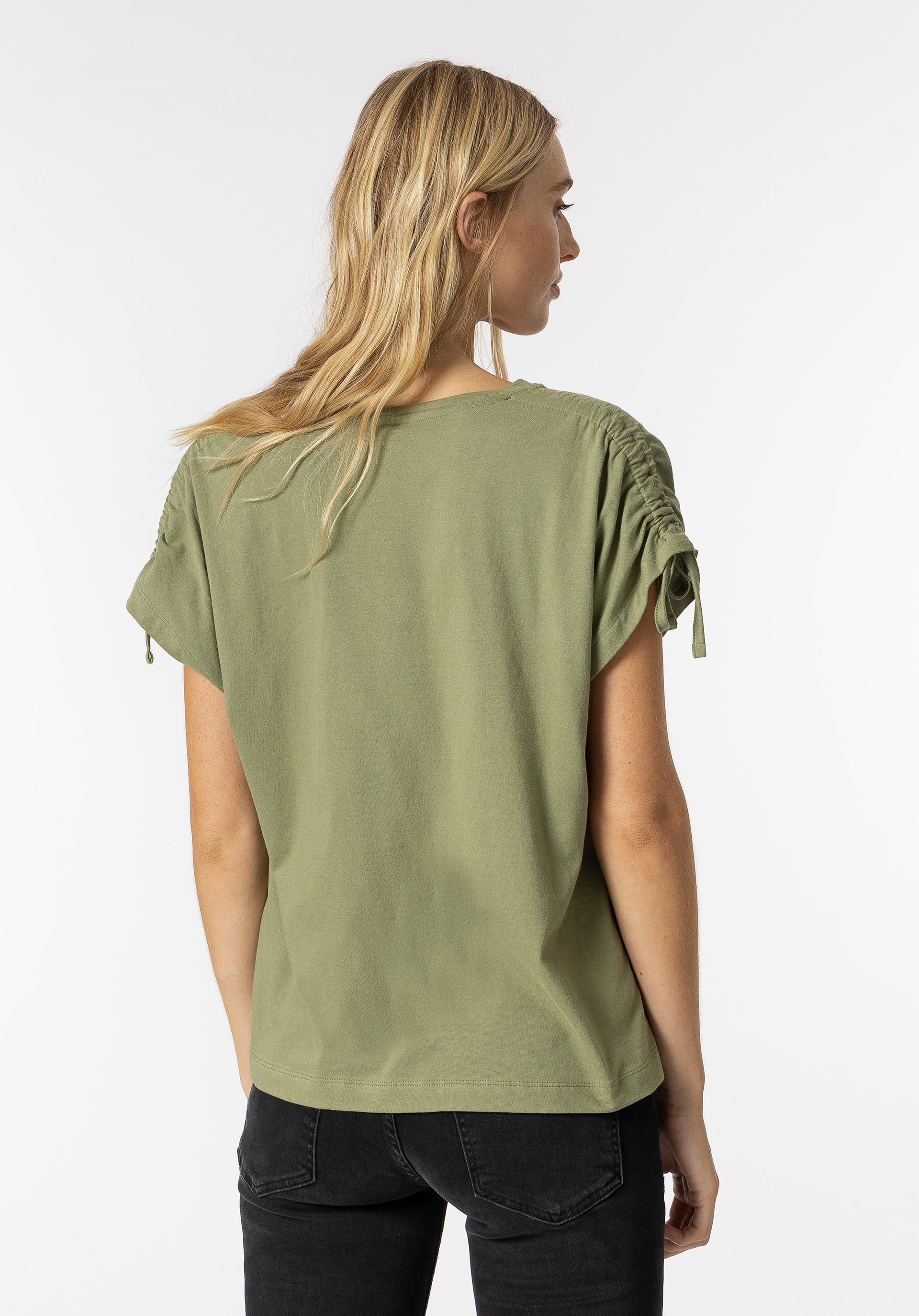 T-shirt com Franzido nas Mangas
