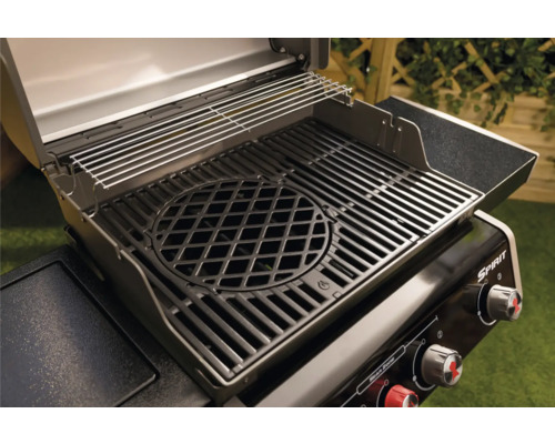 Weber Spirit E-330 Classic GBS gasbarbecue, grijs/zwart, 3 hoofdbranders van roestvrij staal (9,38 kW) + zijbrander, grilloppervlak van 60 x 45 cm, compatibel, inclusief gietijzeren GBS-grillrooster met sear-grill-inzetstuk en flavorizer bars.