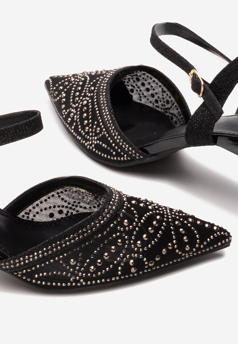 Chaussures à talon fin noirs Ekatherina