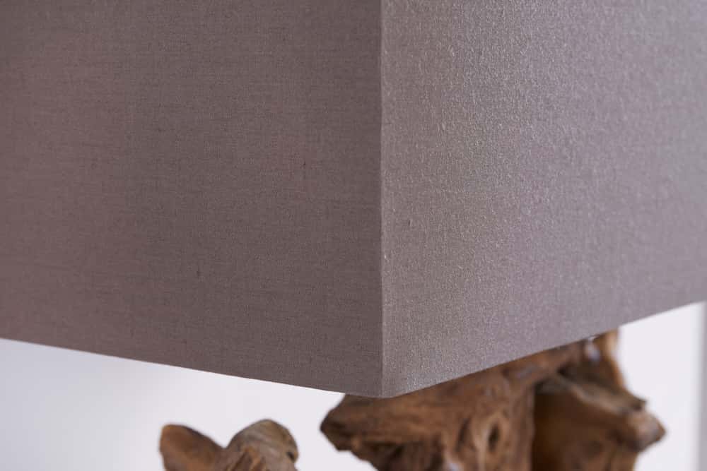 Handgefertigte Tischlampe ARAGON 50cm braun Treibholz-Fuß mit Leinenschirm