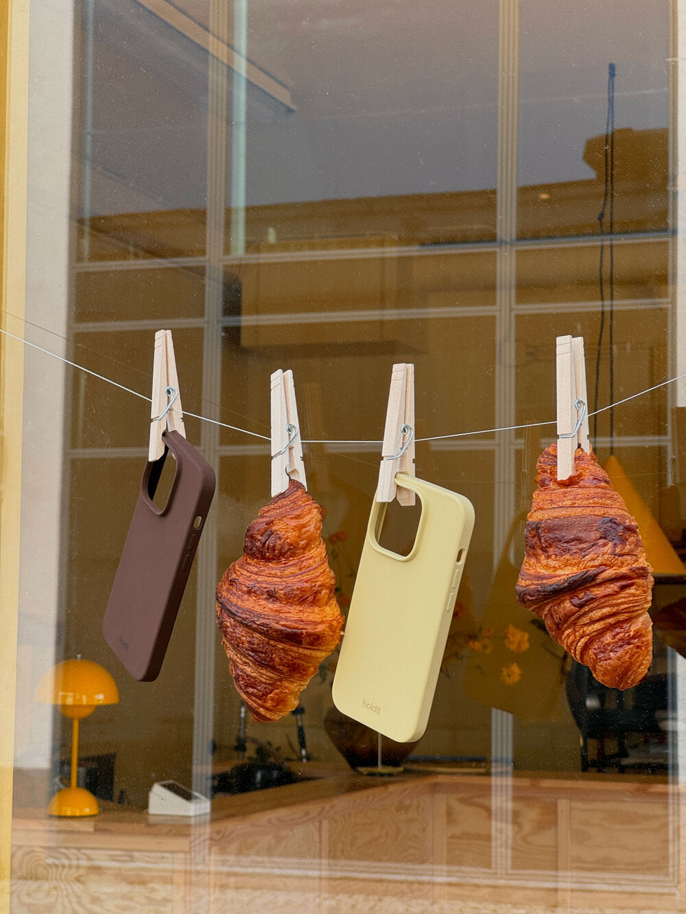 Holdit  Silicone iPhone cover - Biscotti