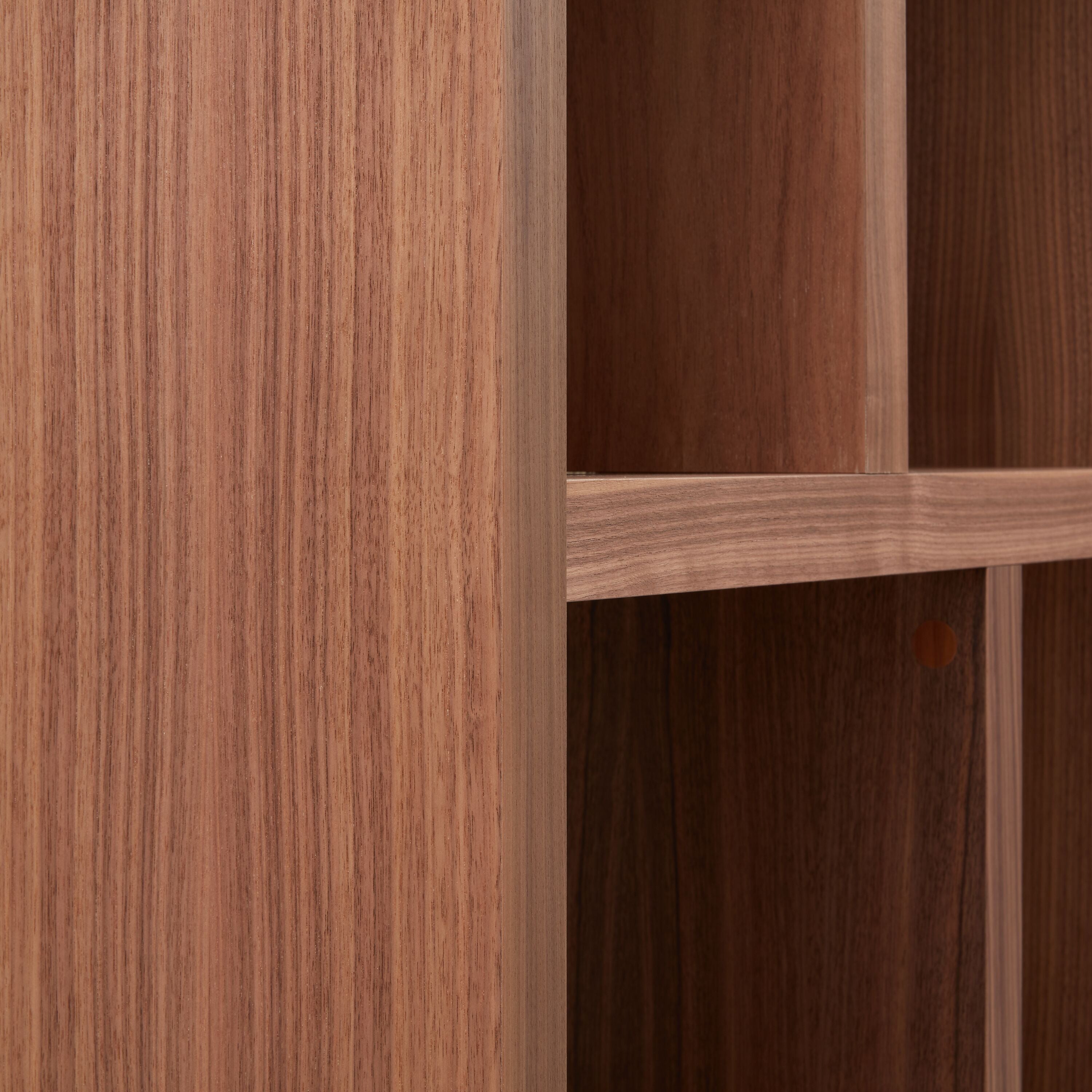 INDUS Regal - Nussbaum / B: 70.0 cm x T: 34.0 cm x H: 159.0 cm