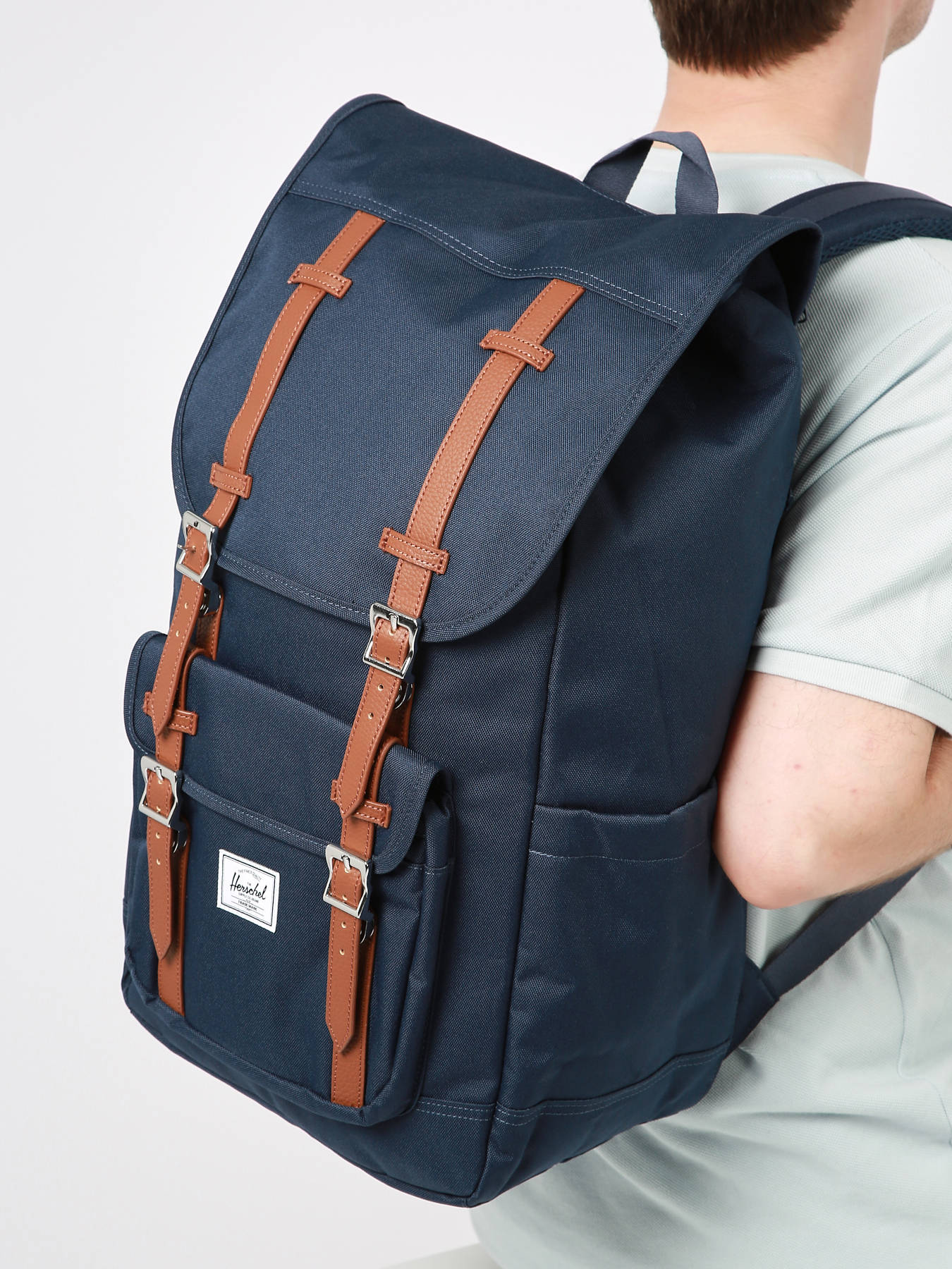 Sac  dos 1 compartiment + PC 15