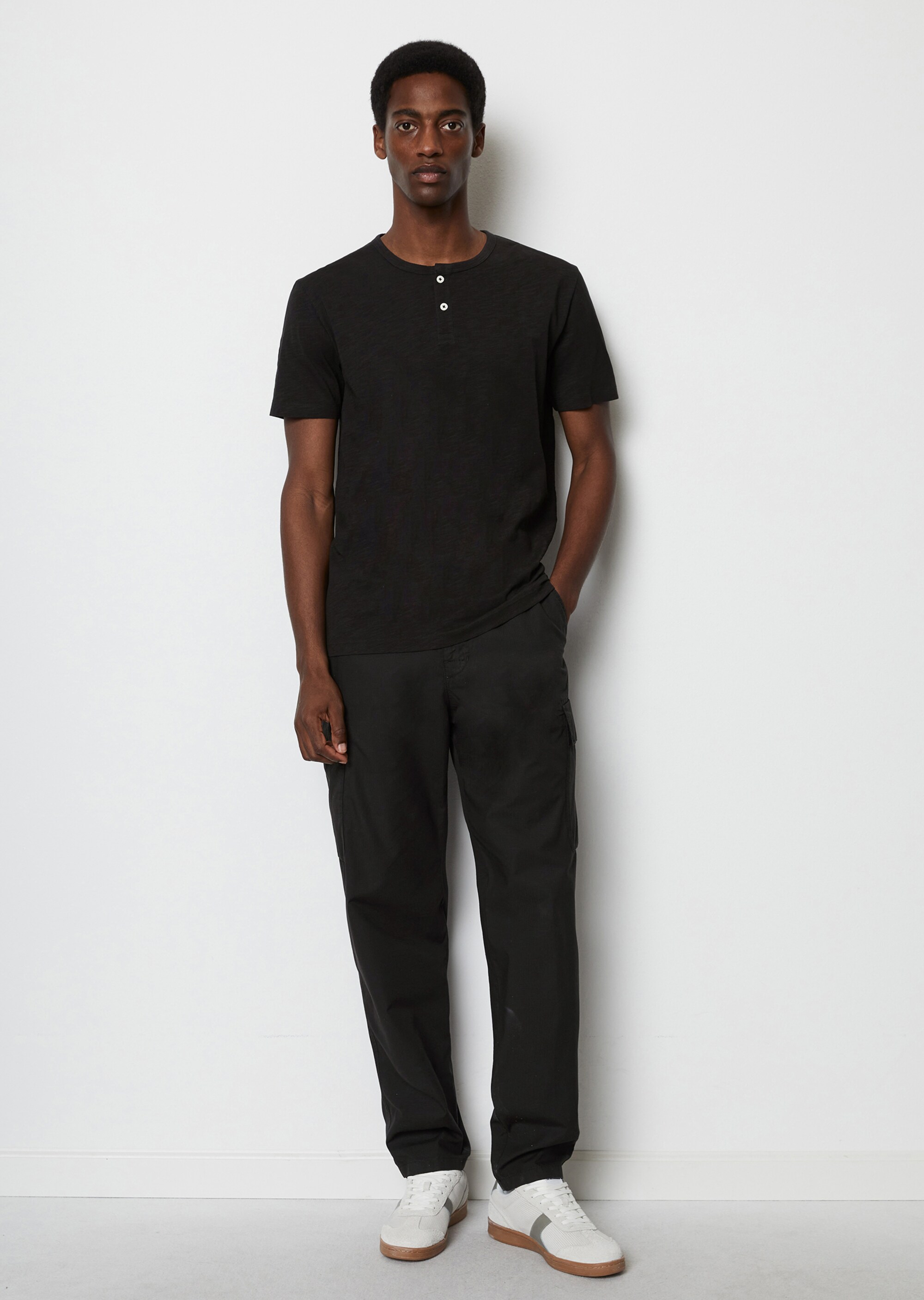 Henley-Shirt regular in softer Slub-Jersey-Qualität