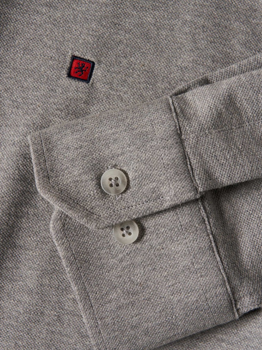 Camisa slim fit em malha piqué