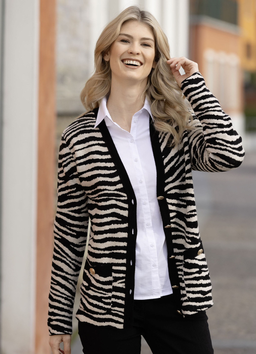 Strickjacke in Jacquard-Dessin