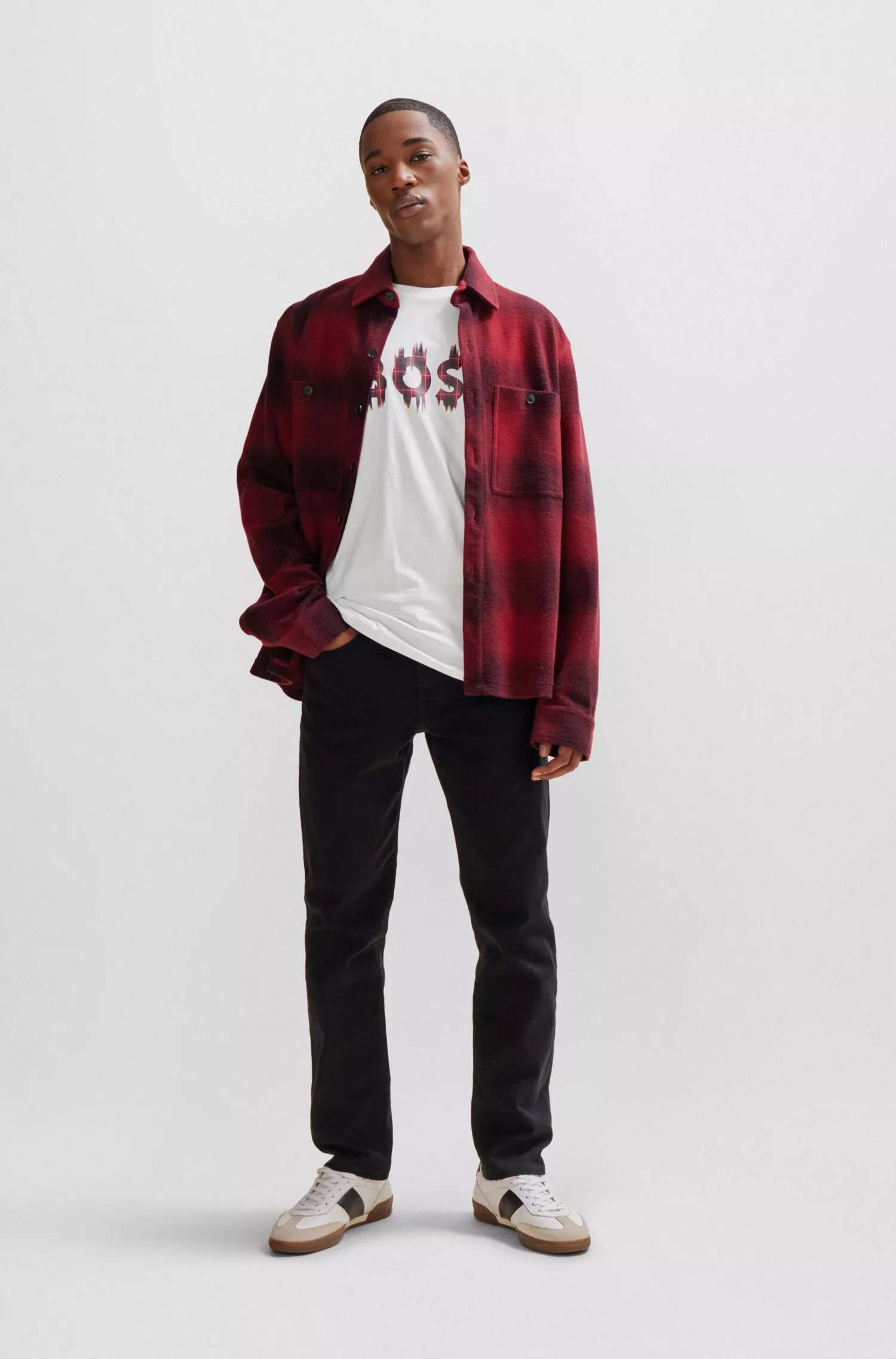 Camiseta BOSS laranja de algodão com modelagem regular e estampa sazonal.