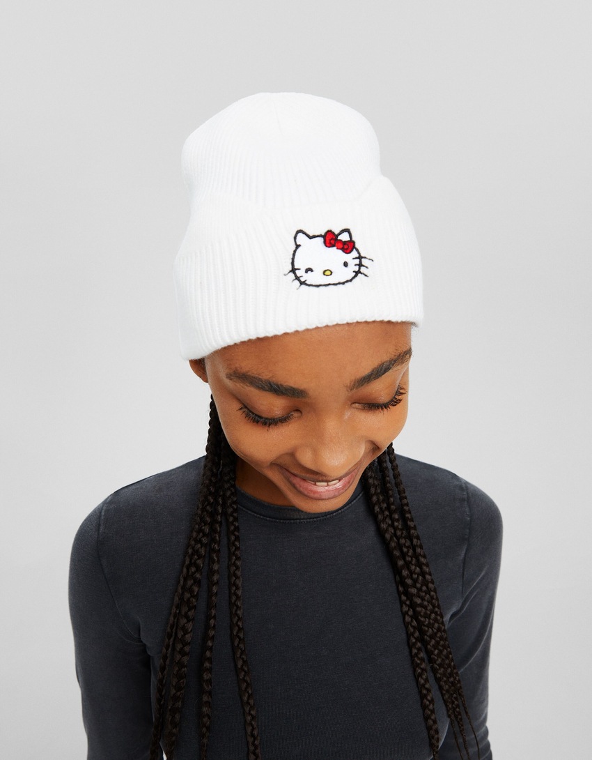 Gorro Hello Kitty bordado