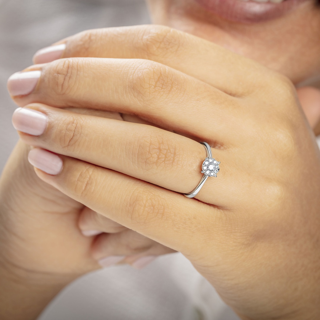 Verlobungsring 750/18 K Weissgold mit Diamanten 0.25 ct H/si