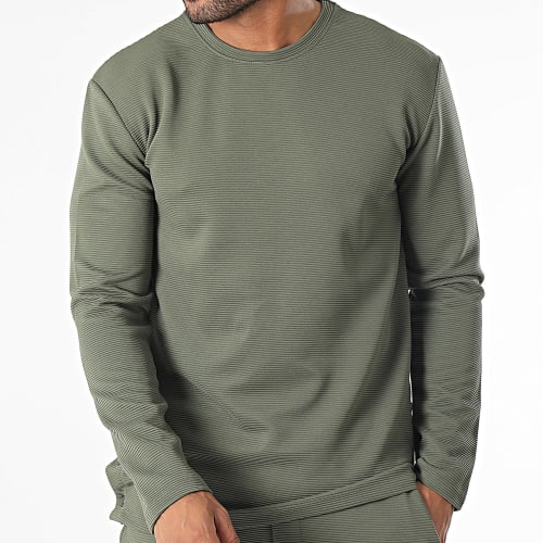 Ensemble Tee Shirt Manches Longues Et Pantalon Jogging Vert Kaki
